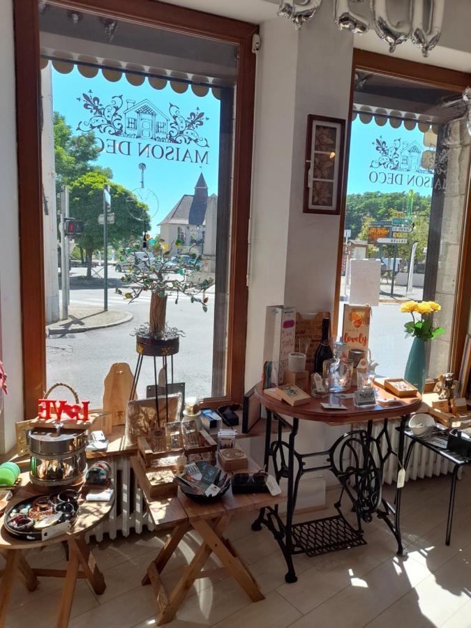 Maison En Ville Avec Terrasse Ensoleillee Et Wi-Fi Magnac-Laval Ngoại thất bức ảnh
